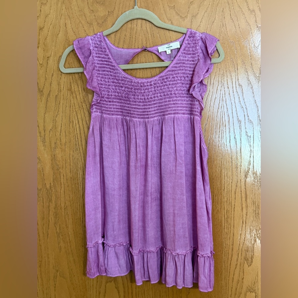 Entro brand top, size large.